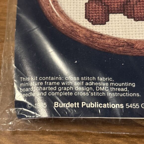 Vintage Dale Burdett Crosstitch Kit CK 160 Bear Hugs Are In 1985 - Picture 2 of 3